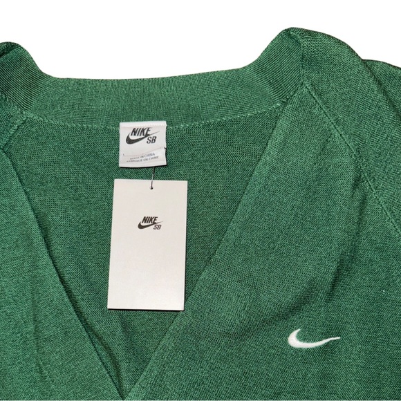 Nike SB Wool Cardigan in George Green DQ6306-341 - Picture 7 of 16